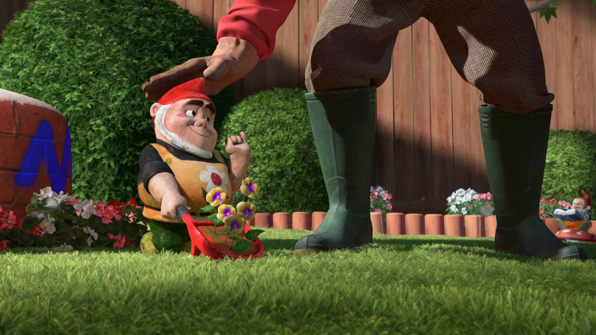 Gnomeo And Juliet wallpaper