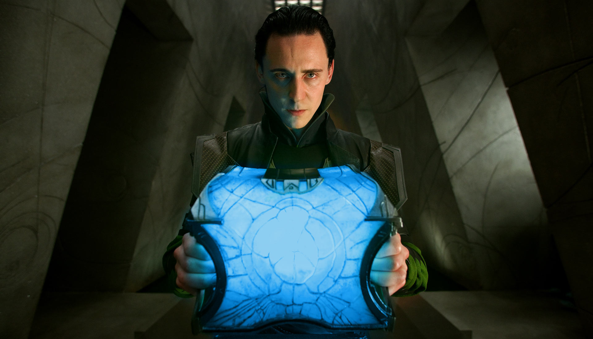 http://simplywallpaper.net/pictures/2011/05/16/Loki-Thor-Movie-Wallpaper-6.jpg