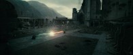Harry Potter and Lord Voldemort dueling from Harry Potter and the Deathly Hallows movie wallpaper