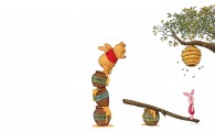 Pooh bear and piglet from Winnie the Pooh wallpaper